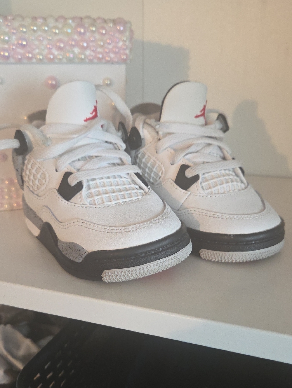 🏀Jordan Toddler White Black Gray Low-Top Sneakers with Red Jumpman